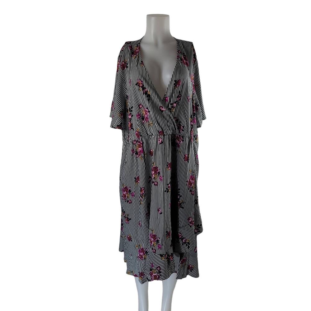 Torrid Black Striped Flower Design Business Cruise Vacation Women's Dress 4 - 4X